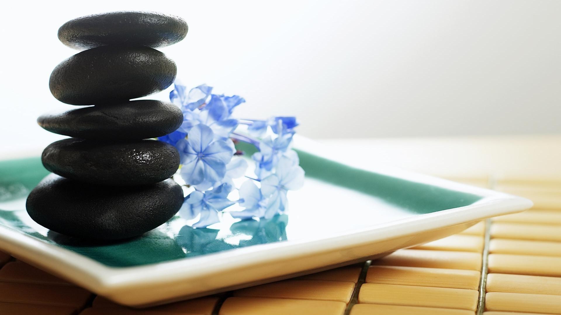 balance zen massage relaxation harmony meditation bamboo stability treatment therapy composure still life